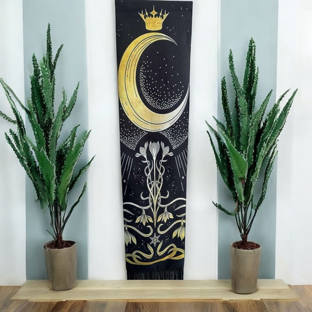 Crescent‎ Moon Tapestry